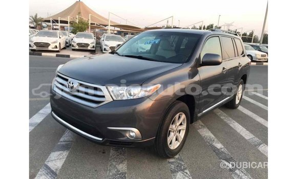 Acheter Import Voiture Toyota Highlander Autre à Import - Dubai, Clarendon Acheter Import Voiture Toyota Highlander Autre à Import - Dubai, Clarendon
