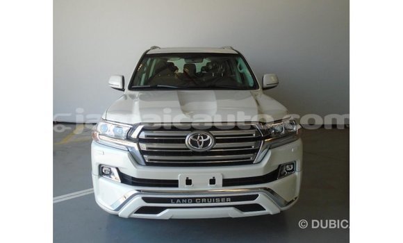 Buy Import Toyota Land Cruiser White Car in Import - Dubai in Clarendon Buy Import Toyota Land Cruiser White Car in Import - Dubai in Clarendon
