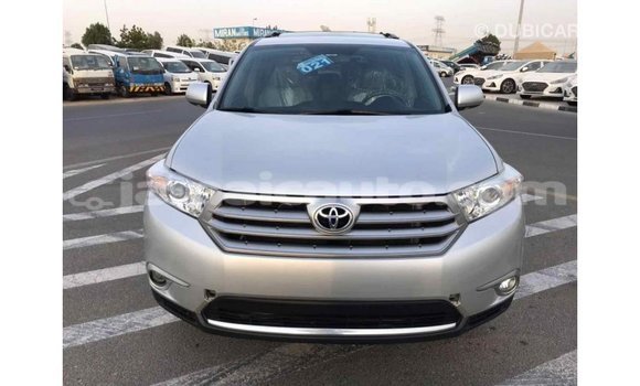 Buy Import Toyota Highlander Other Car in Import - Dubai in Clarendon Buy Import Toyota Highlander Other Car in Import - Dubai in Clarendon