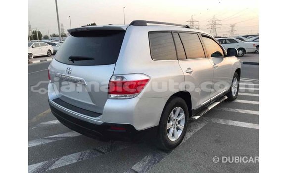 Buy Import Toyota Highlander Other Car in Import - Dubai in Clarendon Buy Import Toyota Highlander Other Car in Import - Dubai in Clarendon