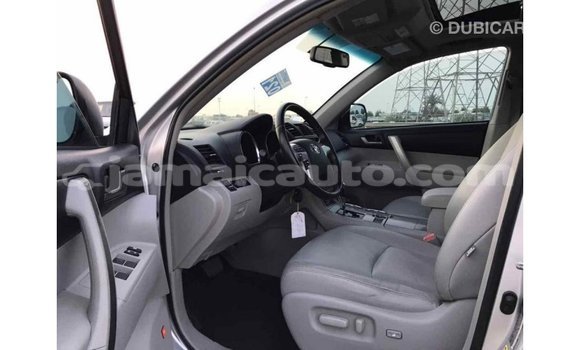 Buy Import Toyota Highlander Other Car in Import - Dubai in Clarendon Buy Import Toyota Highlander Other Car in Import - Dubai in Clarendon