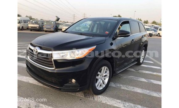 Acheter Import Voiture Toyota Highlander Noir à Import - Dubai, Clarendon Acheter Import Voiture Toyota Highlander Noir à Import - Dubai, Clarendon