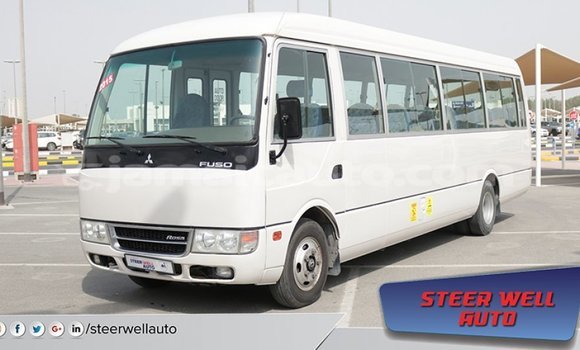 Buy Import Mitsubishi L400 White Truck in Import - Dubai in Clarendon