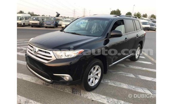 Acheter Import Voiture Toyota Highlander Noir à Import - Dubai, Clarendon Acheter Import Voiture Toyota Highlander Noir à Import - Dubai, Clarendon