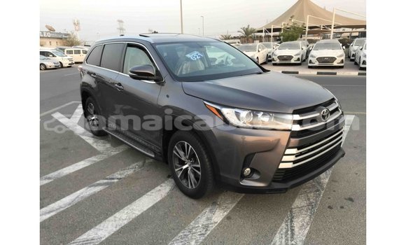 Acheter Import Voiture Toyota Highlander Autre à Import - Dubai, Clarendon Acheter Import Voiture Toyota Highlander Autre à Import - Dubai, Clarendon