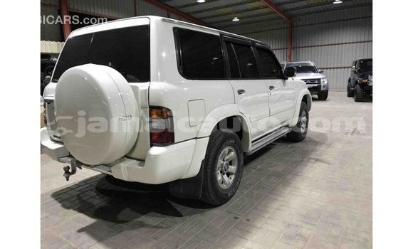 Buy Import Nissan Patrol White Car in Import - Dubai in Clarendon Buy Import Nissan Patrol White Car in Import - Dubai in Clarendon