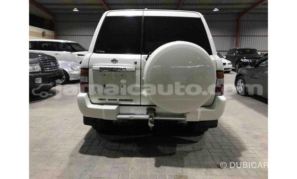 Buy Import Nissan Patrol White Car in Import - Dubai in Clarendon Buy Import Nissan Patrol White Car in Import - Dubai in Clarendon