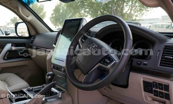 Buy Import Toyota Land Cruiser White Car in Import - Dubai in Clarendon Buy Import Toyota Land Cruiser White Car in Import - Dubai in Clarendon