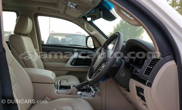 Buy Import Toyota Land Cruiser White Car in Import - Dubai in Clarendon Buy Import Toyota Land Cruiser White Car in Import - Dubai in Clarendon
