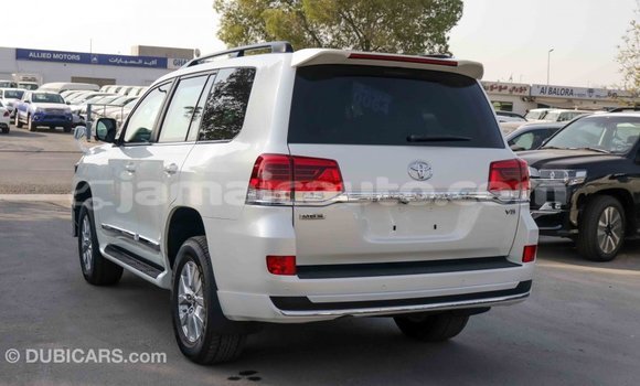 Buy Import Toyota Land Cruiser White Car in Import - Dubai in Clarendon Buy Import Toyota Land Cruiser White Car in Import - Dubai in Clarendon