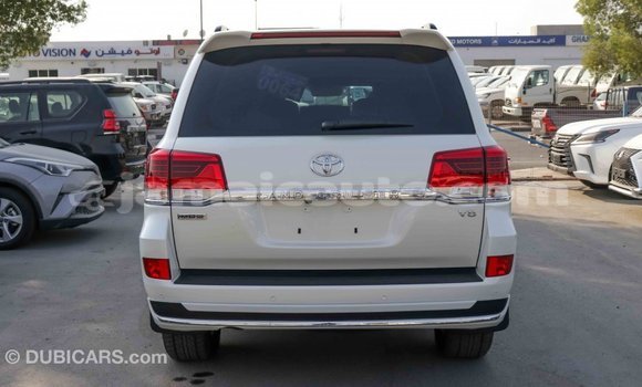 Buy Import Toyota Land Cruiser White Car in Import - Dubai in Clarendon Buy Import Toyota Land Cruiser White Car in Import - Dubai in Clarendon