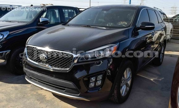 Acheter Import Voiture Kia Sorento Noir à Import - Dubai, Clarendon Acheter Import Voiture Kia Sorento Noir à Import - Dubai, Clarendon