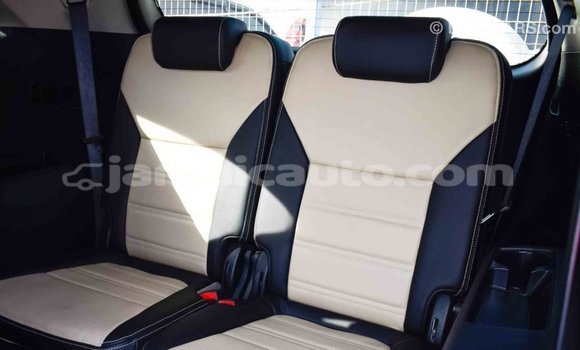 Acheter Import Voiture Kia Sorento Marron à Import - Dubai, Clarendon Acheter Import Voiture Kia Sorento Marron à Import - Dubai, Clarendon