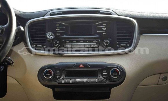 Acheter Import Voiture Kia Sorento Marron à Import - Dubai, Clarendon Acheter Import Voiture Kia Sorento Marron à Import - Dubai, Clarendon