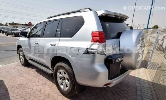 Acheter Import Voiture Toyota Prado Autre à Import - Dubai, Clarendon Acheter Import Voiture Toyota Prado Autre à Import - Dubai, Clarendon