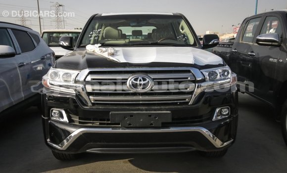 Acheter Import Voiture Toyota Land Cruiser Noir à Import - Dubai, Clarendon Acheter Import Voiture Toyota Land Cruiser Noir à Import - Dubai, Clarendon