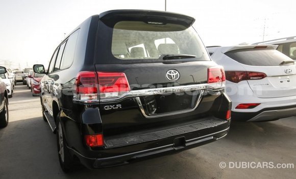 Acheter Import Voiture Toyota Land Cruiser Noir à Import - Dubai, Clarendon Acheter Import Voiture Toyota Land Cruiser Noir à Import - Dubai, Clarendon