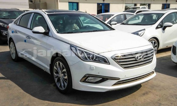 Acheter Import Voiture Hyundai Sonata Blanc à Import - Dubai, Clarendon Acheter Import Voiture Hyundai Sonata Blanc à Import - Dubai, Clarendon