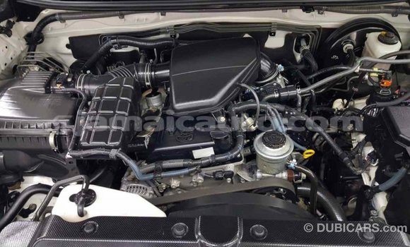 Buy Import Toyota Prado White Car in Import - Dubai in Clarendon Buy Import Toyota Prado White Car in Import - Dubai in Clarendon