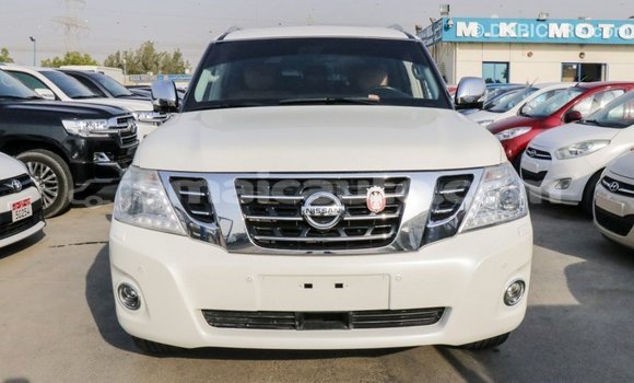 Acheter Import Voiture Nissan Patrol Blanc à Import - Dubai, Clarendon Acheter Import Voiture Nissan Patrol Blanc à Import - Dubai, Clarendon