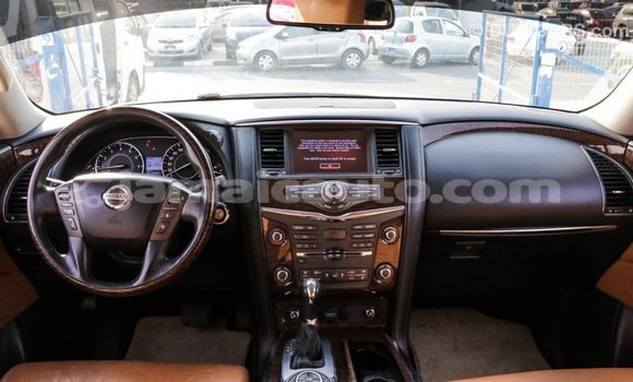 Acheter Import Voiture Nissan Patrol Blanc à Import - Dubai, Clarendon Acheter Import Voiture Nissan Patrol Blanc à Import - Dubai, Clarendon