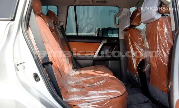 Acheter Import Voiture Toyota Prado Autre à Import - Dubai, Clarendon Acheter Import Voiture Toyota Prado Autre à Import - Dubai, Clarendon