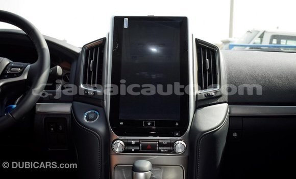 Acheter Import Voiture Toyota Land Cruiser Noir à Import - Dubai, Clarendon Acheter Import Voiture Toyota Land Cruiser Noir à Import - Dubai, Clarendon