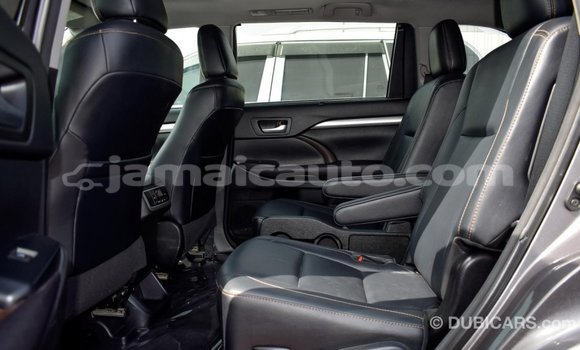 Buy Import Toyota Highlander Other Car in Import - Dubai in Clarendon Buy Import Toyota Highlander Other Car in Import - Dubai in Clarendon