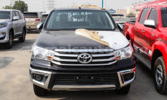 Acheter Import Voiture Toyota Hilux Noir à Import - Dubai, Clarendon Acheter Import Voiture Toyota Hilux Noir à Import - Dubai, Clarendon