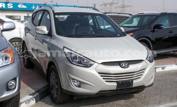 Acheter Import Voiture Hyundai Tucson Beige à Import - Dubai, Clarendon Acheter Import Voiture Hyundai Tucson Beige à Import - Dubai, Clarendon