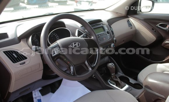 Acheter Import Voiture Hyundai Tucson Beige à Import - Dubai, Clarendon Acheter Import Voiture Hyundai Tucson Beige à Import - Dubai, Clarendon