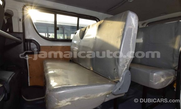 Acheter Import Voiture Toyota Hiace Blanc à Import - Dubai, Clarendon Acheter Import Voiture Toyota Hiace Blanc à Import - Dubai, Clarendon
