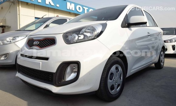 Acheter Import Voiture Kia Picanto Blanc à Import - Dubai, Clarendon Acheter Import Voiture Kia Picanto Blanc à Import - Dubai, Clarendon
