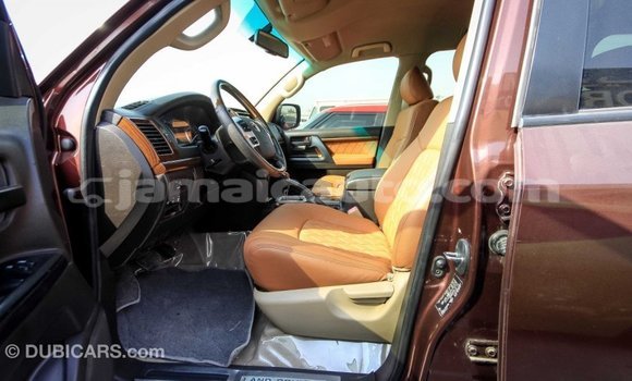 Acheter Import Voiture Toyota Land Cruiser Marron à Import - Dubai, Clarendon Acheter Import Voiture Toyota Land Cruiser Marron à Import - Dubai, Clarendon