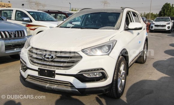 Acheter Import Voiture Hyundai Santa Fe Blanc à Import - Dubai, Clarendon Acheter Import Voiture Hyundai Santa Fe Blanc à Import - Dubai, Clarendon