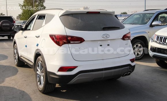 Acheter Import Voiture Hyundai Santa Fe Blanc à Import - Dubai, Clarendon Acheter Import Voiture Hyundai Santa Fe Blanc à Import - Dubai, Clarendon