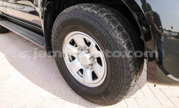 Acheter Import Voiture Toyota Fortuner Noir à Import - Dubai, Clarendon Acheter Import Voiture Toyota Fortuner Noir à Import - Dubai, Clarendon