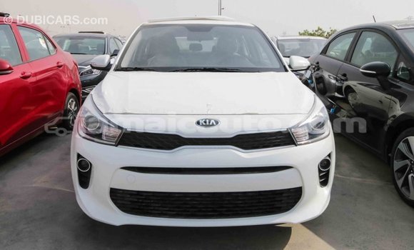 Acheter Import Voiture Kia Rio Blanc à Import - Dubai, Clarendon Acheter Import Voiture Kia Rio Blanc à Import - Dubai, Clarendon