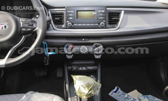 Acheter Import Voiture Kia Rio Blanc à Import - Dubai, Clarendon Acheter Import Voiture Kia Rio Blanc à Import - Dubai, Clarendon