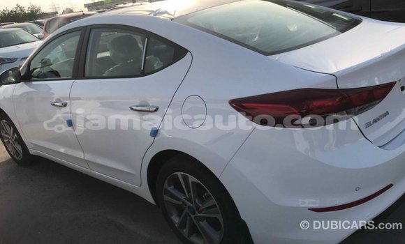 Acheter Import Voiture Hyundai Elantra Blanc à Import - Dubai, Clarendon Acheter Import Voiture Hyundai Elantra Blanc à Import - Dubai, Clarendon