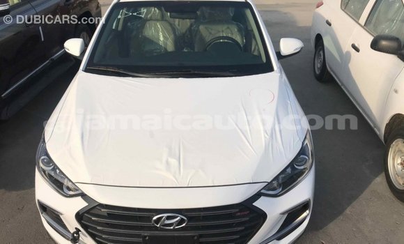 Acheter Import Voiture Hyundai Elantra Blanc à Import - Dubai, Clarendon Acheter Import Voiture Hyundai Elantra Blanc à Import - Dubai, Clarendon