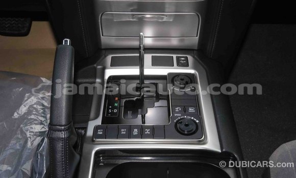 Acheter Import Voiture Toyota Land Cruiser Blanc à Import - Dubai, Clarendon Acheter Import Voiture Toyota Land Cruiser Blanc à Import - Dubai, Clarendon