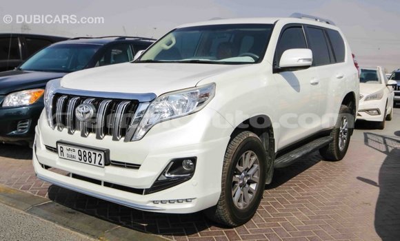 Acheter Import Voiture Toyota Prado Blanc à Import - Dubai, Clarendon Acheter Import Voiture Toyota Prado Blanc à Import - Dubai, Clarendon