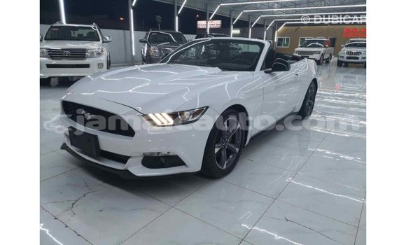 Buy Import Ford Mustang White Car in Import - Dubai in Clarendon Buy Import Ford Mustang White Car in Import - Dubai in Clarendon
