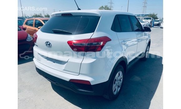 Acheter Import Voiture Hyundai Creta Blanc à Import - Dubai, Clarendon Acheter Import Voiture Hyundai Creta Blanc à Import - Dubai, Clarendon