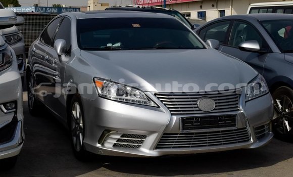 Acheter Import Voiture Lexus ES Autre à Import - Dubai, Clarendon Acheter Import Voiture Lexus ES Autre à Import - Dubai, Clarendon
