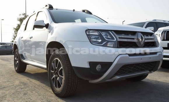 Buy Import Renault Duster White Car in Import - Dubai in Clarendon