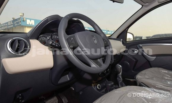 Acheter Import Voiture Renault Duster Blanc à Import - Dubai, Clarendon Acheter Import Voiture Renault Duster Blanc à Import - Dubai, Clarendon