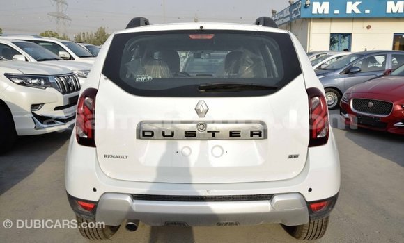 Acheter Import Voiture Renault Duster Blanc à Import - Dubai, Clarendon Acheter Import Voiture Renault Duster Blanc à Import - Dubai, Clarendon