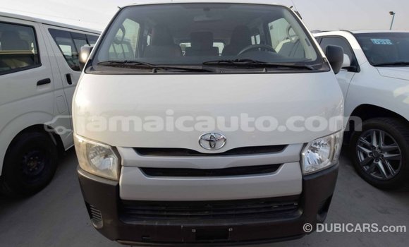 Acheter Import Voiture Toyota Hiace Blanc à Import - Dubai, Clarendon Acheter Import Voiture Toyota Hiace Blanc à Import - Dubai, Clarendon